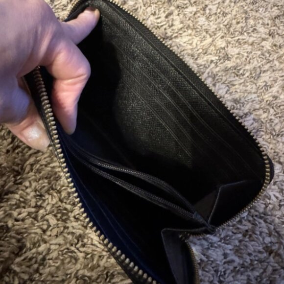 Coach Leather Wallet Black Zip Around EUC - Picture 6 of 10